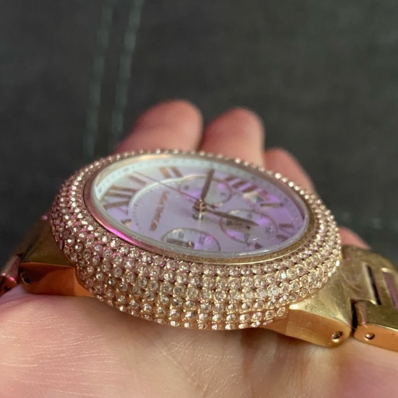 Authentic Michael Kors Rose Gold Watch - Picture 3 of 6